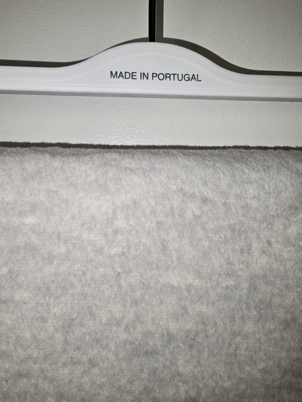 Soft Light Gray Knit Throw Blanket - Picture 5 of 5